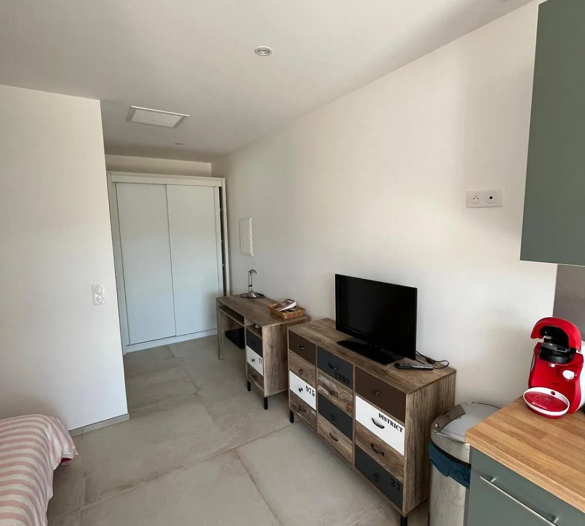 Apartment Appartement Au Calme Six-Fours-les-Plages